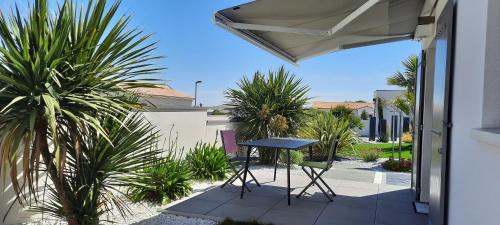 Logement neuf climatisé avec parking