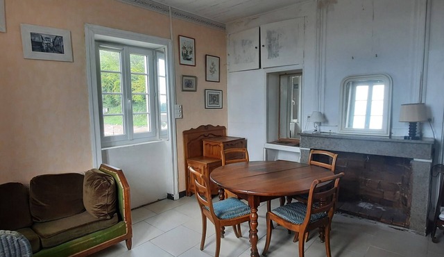 Logement Spacieux et Trés Lumineux, Pour 3 à 5 Personnes, Avec Parking