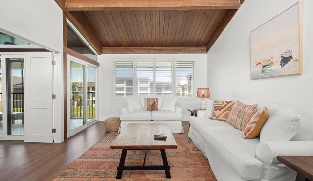 Loggerhead Cay 483: Updated Condo Steps To Beach!