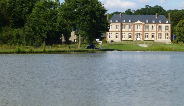 Logis à la Campagne, à 35 Minutes du Mont Saint Michel, des Plages du D Day.