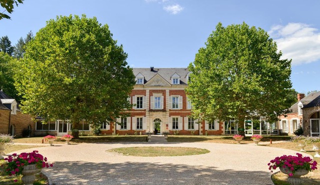 Logis Domaine De Valaudran