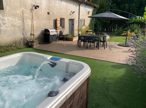 Logis Groly gîte avec spa en campagne proche Montauban