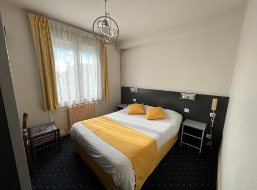 Logis Hôtel & Restaurant de la Barque