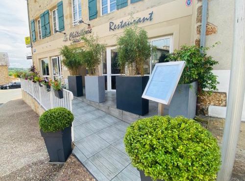 Logis Hôtel Restaurant La Châtellenie