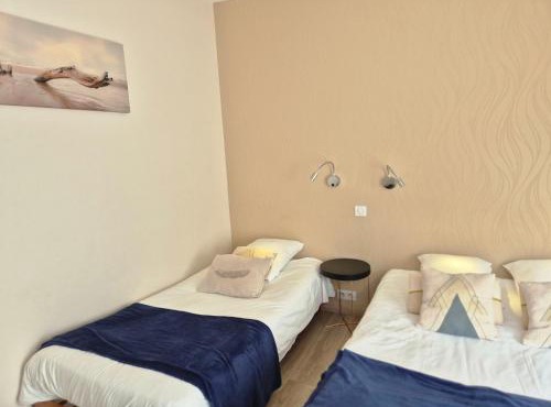 Logis Hôtel Restaurant L'Oustal