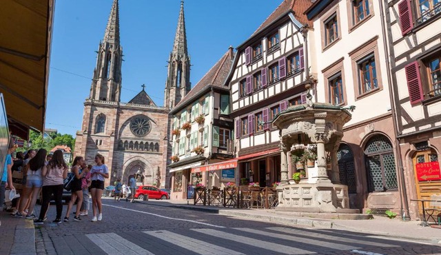 Logis Hôtel De La Cloche