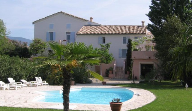 Logis Hôtel La Bastide des Monges