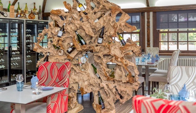 Logis Hôtel la Commanderie de Champarey