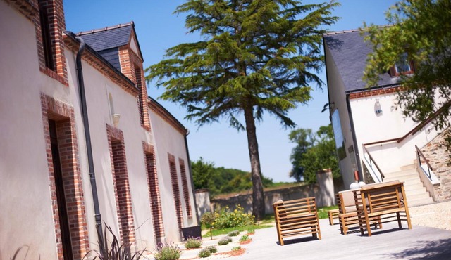 Logis Hôtel La Ferme du Blanchot