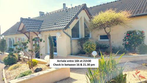 Logis Hôtel La Rosière-Situé entre BAYEUX et ARROMANCHES