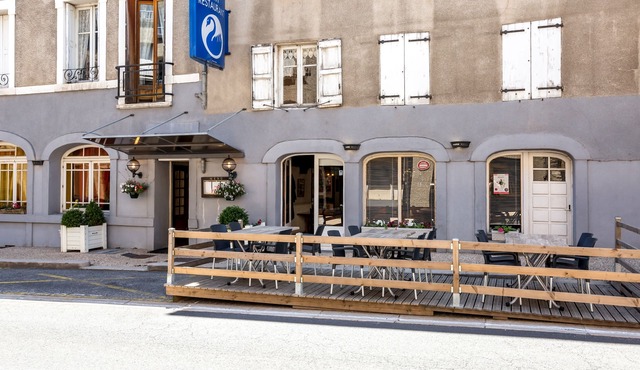 Logis Hôtel Le Cygne