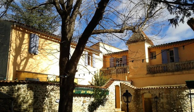 Logis Hôtel Le Domaine de la Régalière