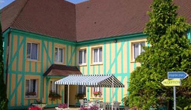 Logis Hôtel Le Pan De Bois