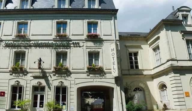 Logis Hôtel Le Plantagenêt