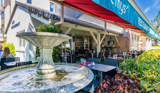 Logis Hôtel Noemys Brive - Restaurant Le Teinchurier