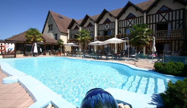 Logis Hôtel Restaurant - Le Clos Deauville Saint Gatien