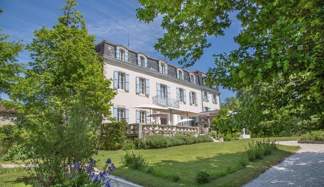 Logis Hôtel Restaurant Château Bellevue