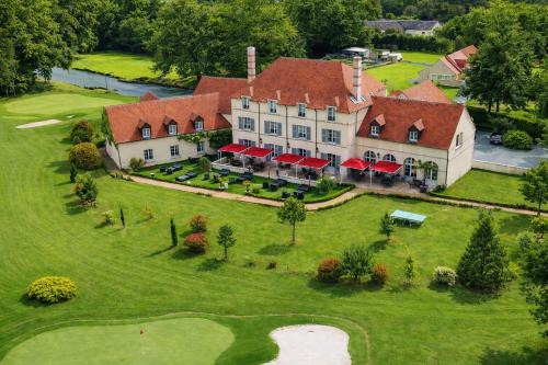 Logis Hôtel Restaurant- Domaine de l'Orangerie