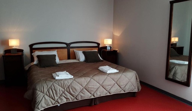 LOGIS - Hôtel & Restaurant le Grand Terre