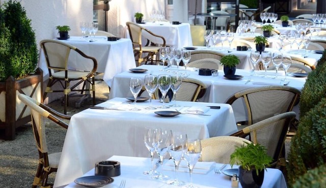 LOGIS HOTEL LE PARC DE GEOFFROY