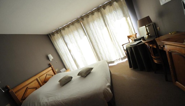 Logis Hotel Restaurant Au Boeuf Rouge