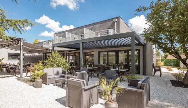 Logis Hotel Restaurant & SPA Au Comte d'Ornon