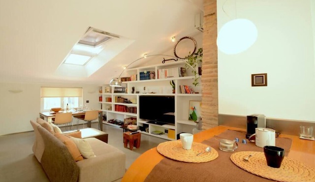 LOIRA HEROISMO: Modern penthouse
