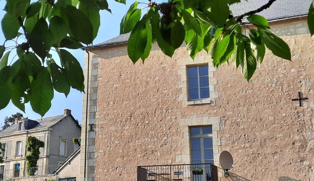 Loire Valley village centre apartment chezANIA