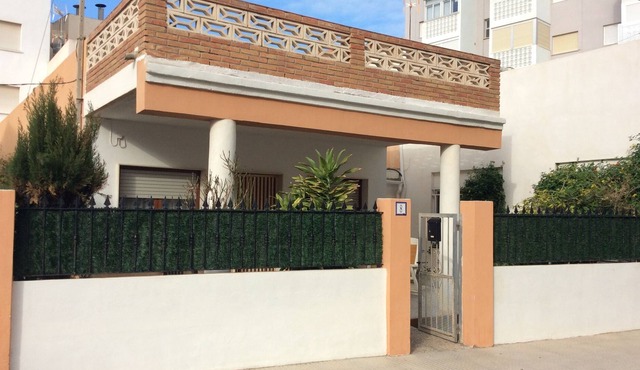 Lola's villa, very close to the sea