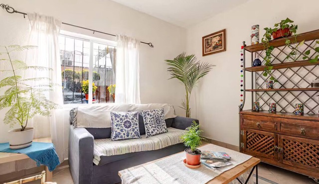 L’Olive Lovely House. 11px. 4BR/3BT. 10 min. WTC