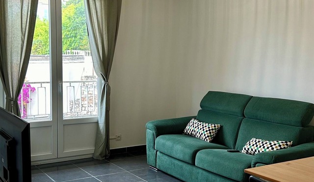 Loliveraie : Élégant 2 Pièces Rénové Avec Charme Proche Plage