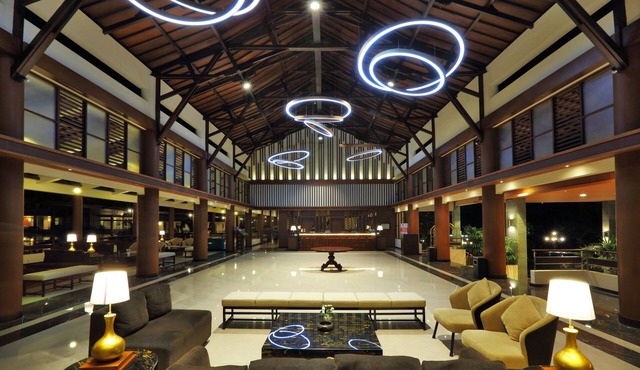 Lombok Raya Hotel
