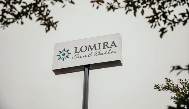 Lomira Inn and Suites