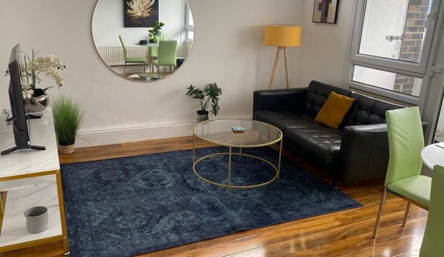 London, 2 Bedroom - Breathtaking views