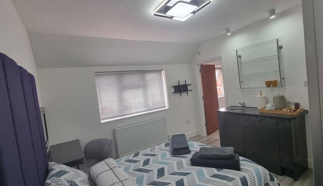 London Colney serviced apartments with kitchenette, Hertfordshire