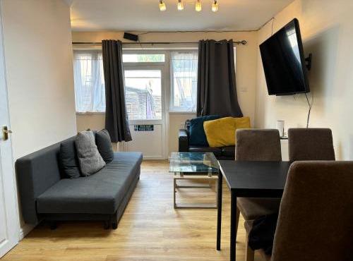 London Deluxe 6 Bedroom House