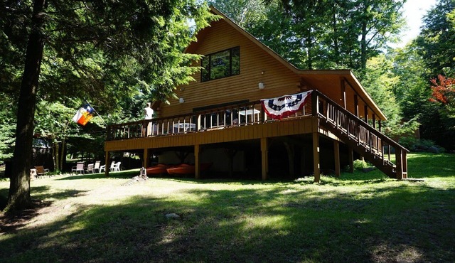 Lone Pine Retreat In The Adirondacks
