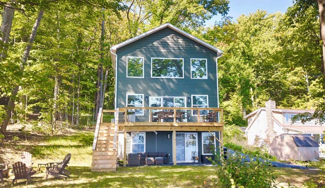 Lone Retreat Lake House: New Build + Close to Ithaca