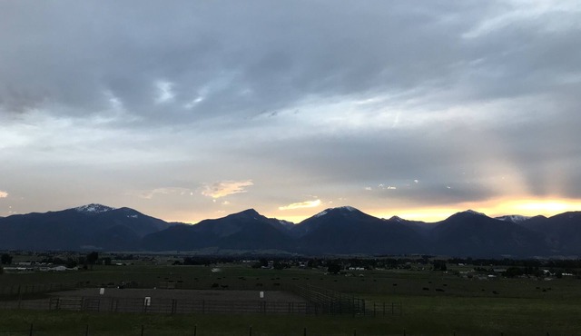 ⭐Lone Rock House Majestic 360° Mountain Views 5BR