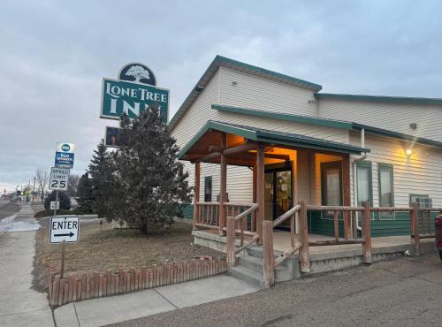 Lone Tree Inn