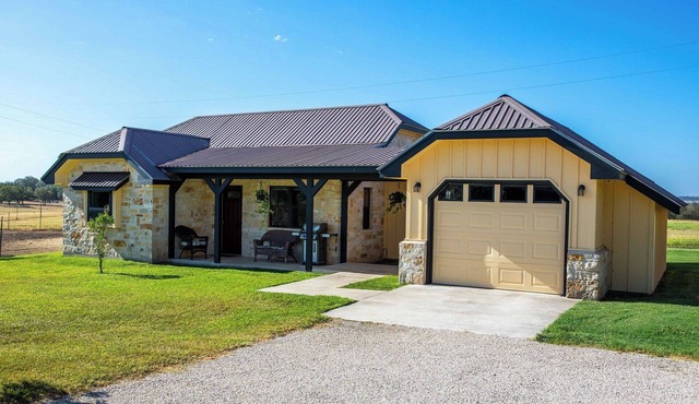 Lone Wolf Ranch | Pet-friendly | Plentiful Wildlife