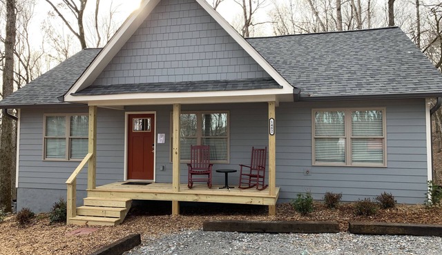 LoneBear Cottage2 Historic Dahlonega & Wineries!