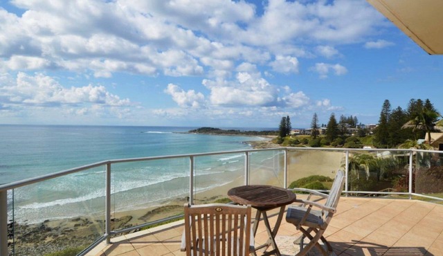 Lonerock 2 - Lifestyle Yamba