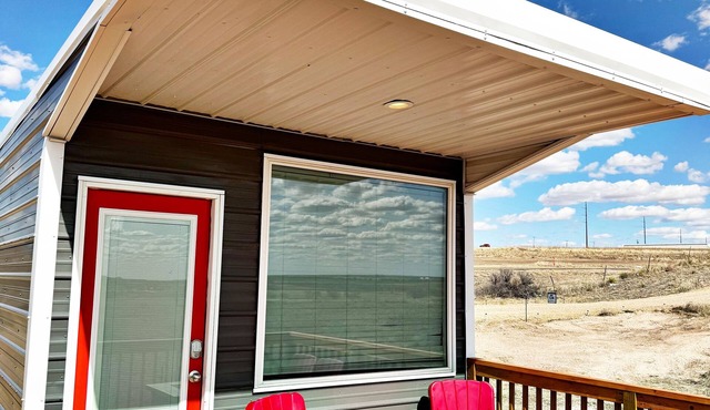 Lonestar Mini Cabin at the Edge of Canyon