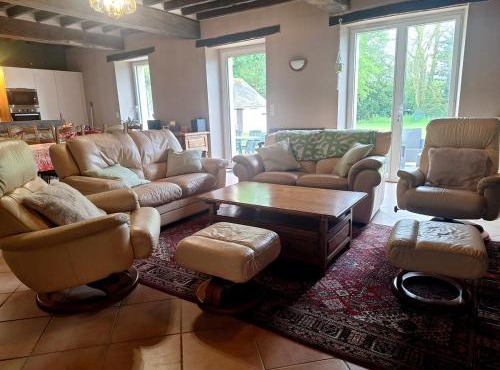 Longère avec jacuzzi et jardin à 10 min de Rennes