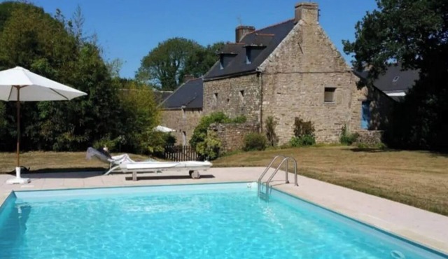 Longère de Caractère Près D'auray Avec Piscine