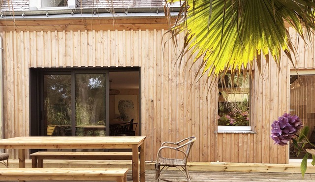 Longère en Bois à 10 Minutes à Pied de la Plage