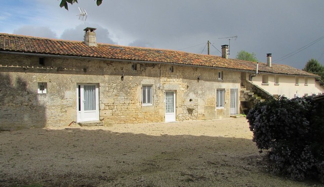 Longère (traditional long house) in southern Deux Sèvres