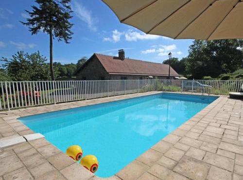 Longère avec piscine et wifi à Ste Honorine - FR-1-497-4
