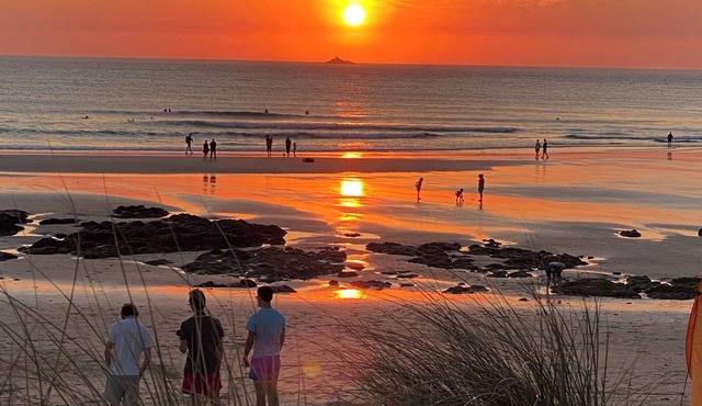Longère au Calme. Plages à Proximité. Animaux de Compagnie Bienvenus !